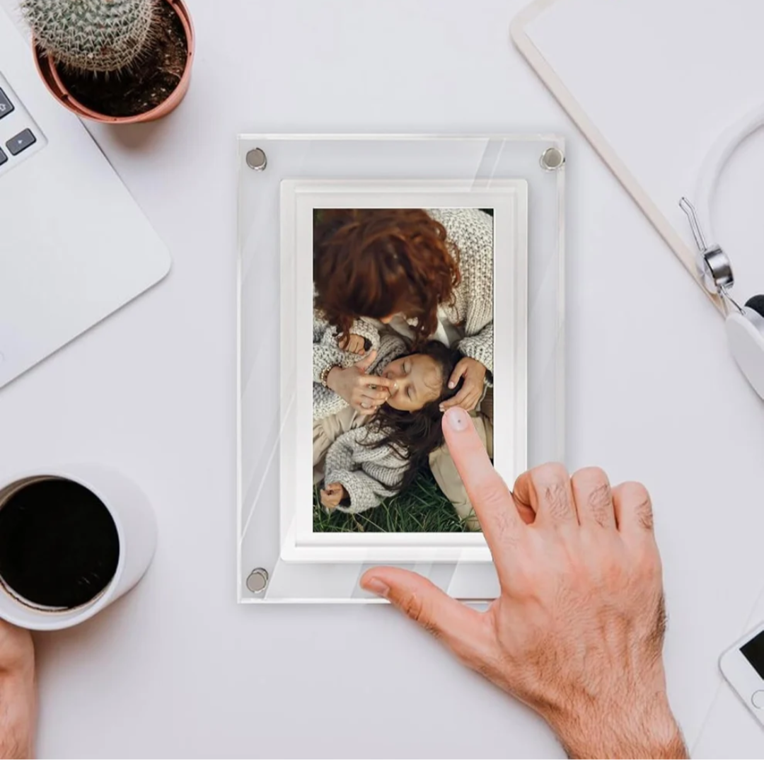Digital frame