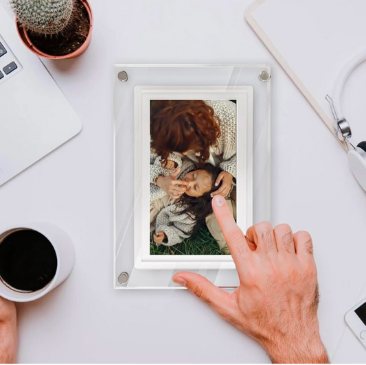 Digital frame